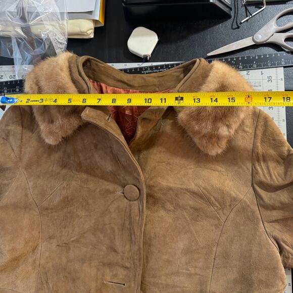 Vintage 1960s Youthmodes Petites Tan Suede Coat w Real Mink Collar, Union Made - Picture 15 of 16
